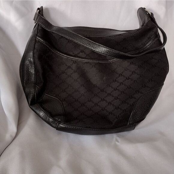 Etienne Aigner shoulder bag - Picture 2 of 7